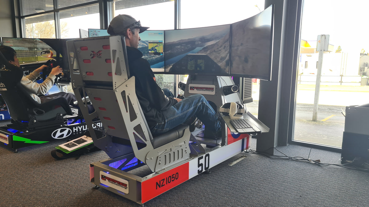TKMRX Flight Simulator — product photo 7